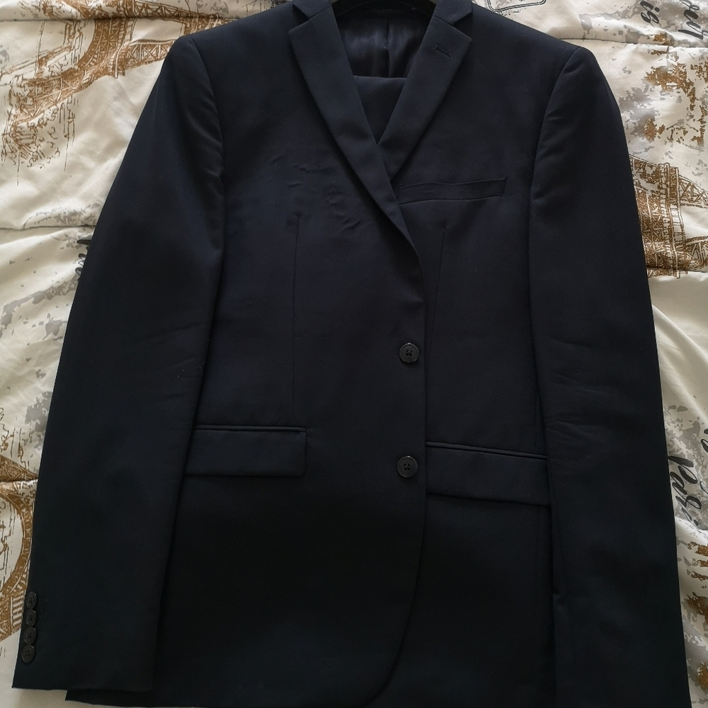 Bar III Navy Extra Slim Fit Suit 44R